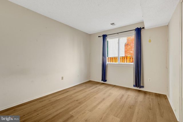 105 KALE AVE, Sterling, VA 20164