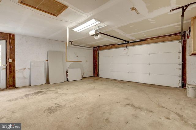 105 KALE AVE, Sterling, VA 20164
