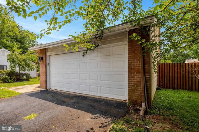 105 KALE AVE, Sterling, VA 20164