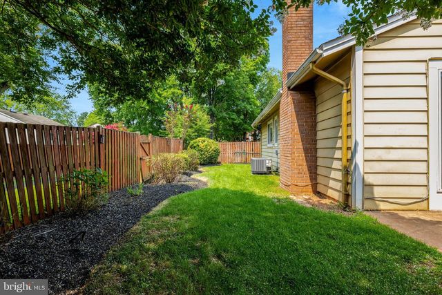 105 KALE AVE, Sterling, VA 20164