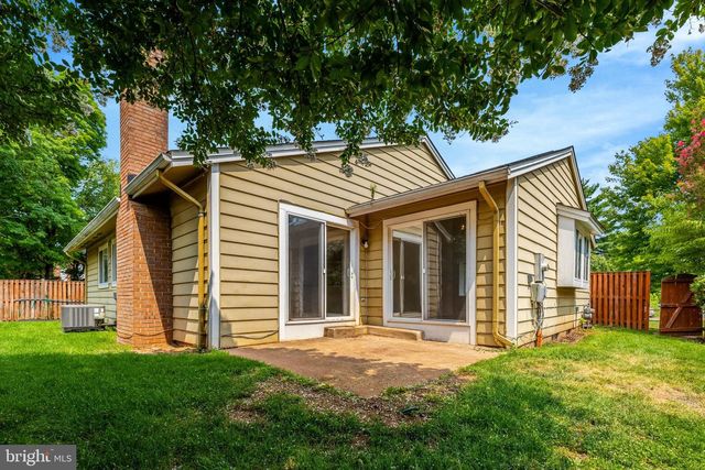 105 KALE AVE, Sterling, VA 20164