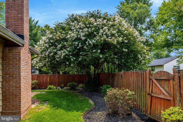 105 KALE AVE, Sterling, VA 20164