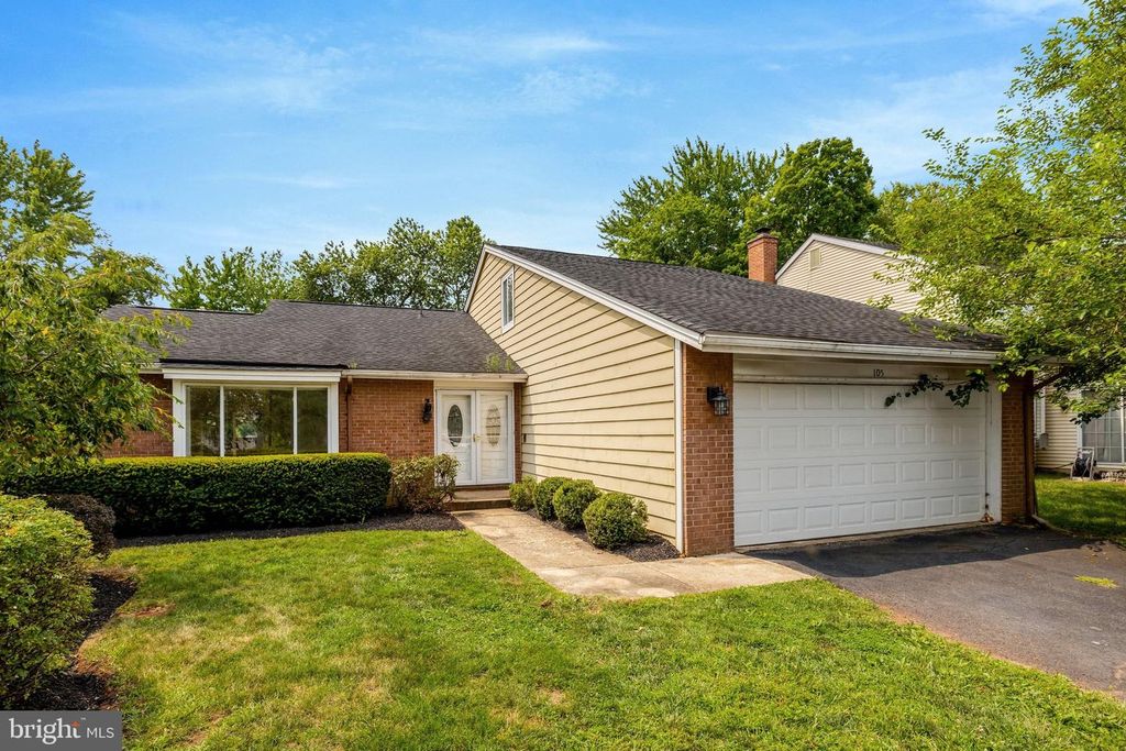 105 KALE AVE, Sterling, VA 20164