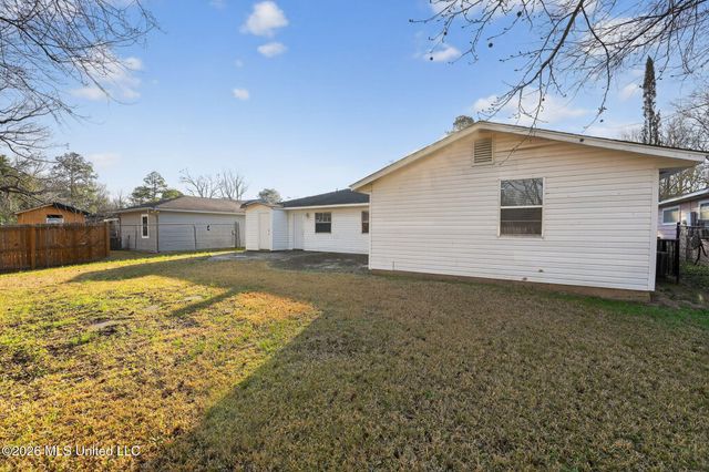 6559 George Washington Drive, Jackson, MS 39213