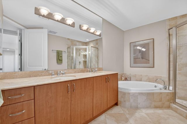 403 S Sapodilla Avenue 706, West Palm Beach, FL 33401