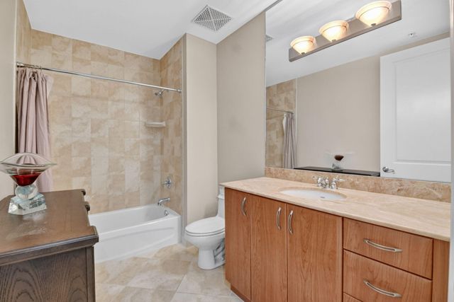 403 S Sapodilla Avenue 706, West Palm Beach, FL 33401