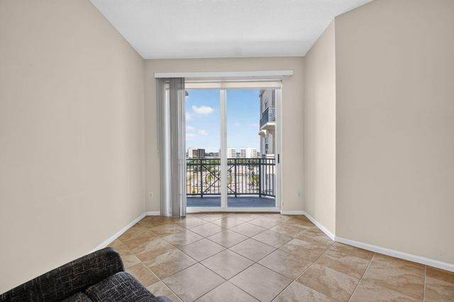 403 S Sapodilla Avenue 706, West Palm Beach, FL 33401