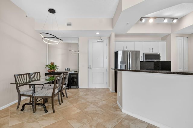 403 S Sapodilla Avenue 706, West Palm Beach, FL 33401