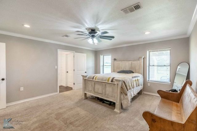 2574 County Road 162, Ovalo, TX 79541