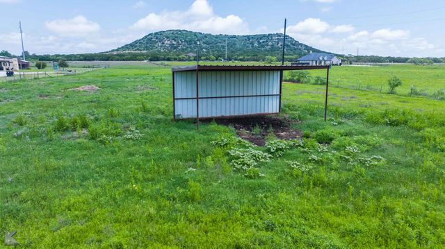 2574 County Road 162, Ovalo, TX 79541