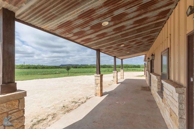 2574 County Road 162, Ovalo, TX 79541