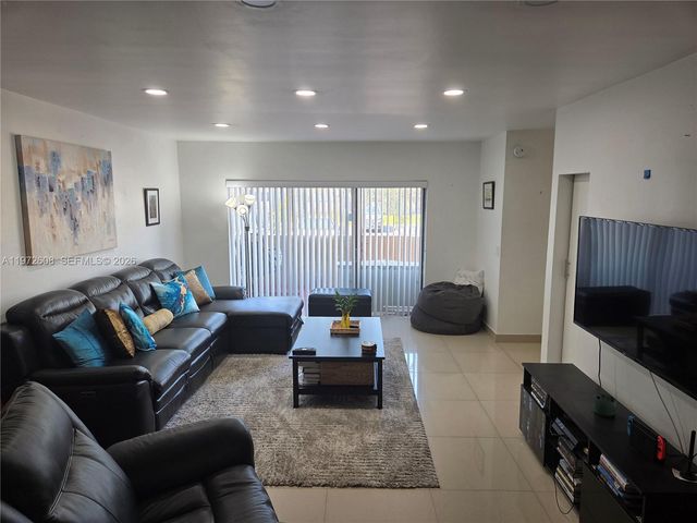 4916 Sheridan St 2, Hollywood, FL 33021