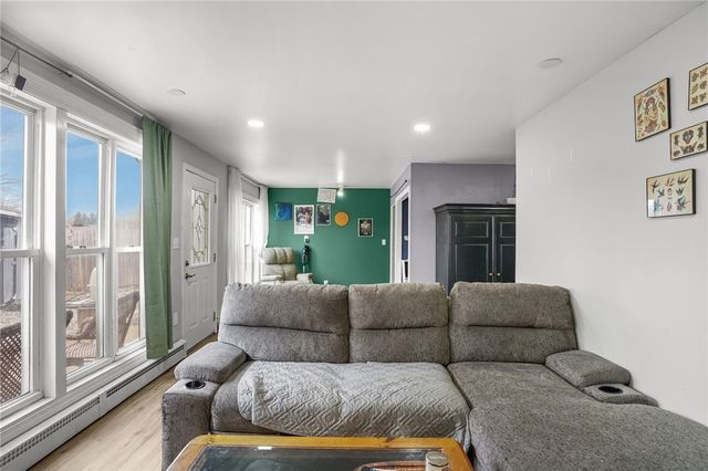 1010 Warwick Avenue, Warwick, RI 02888