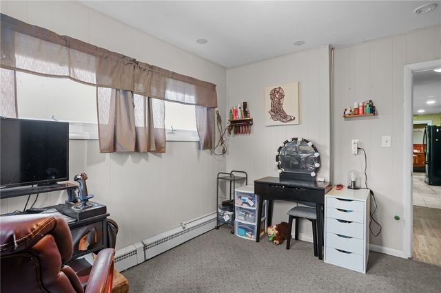 1010 Warwick Avenue, Warwick, RI 02888