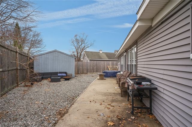 1010 Warwick Avenue, Warwick, RI 02888