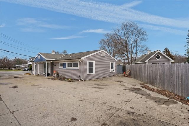 1010 Warwick Avenue, Warwick, RI 02888