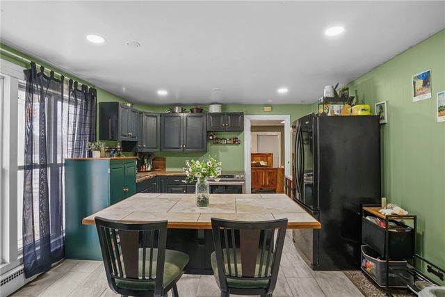 1010 Warwick Avenue, Warwick, RI 02888