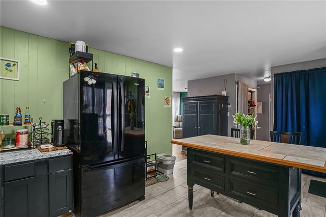 1010 Warwick Avenue, Warwick, RI 02888