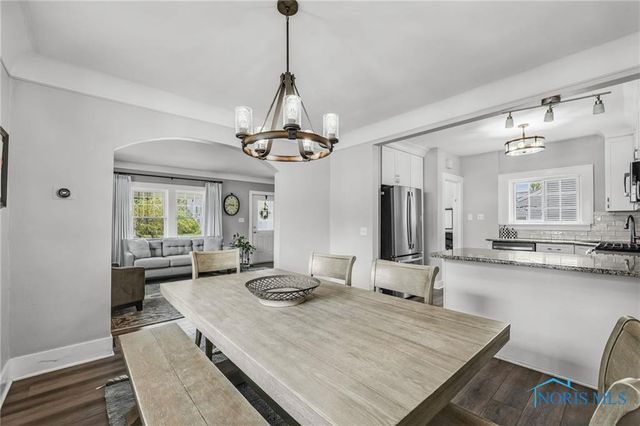 122 W 6th Street, Perrysburg, OH 43551