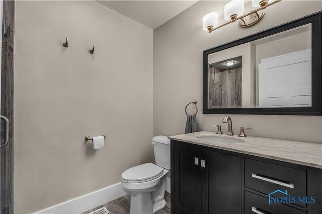 122 W 6th Street, Perrysburg, OH 43551