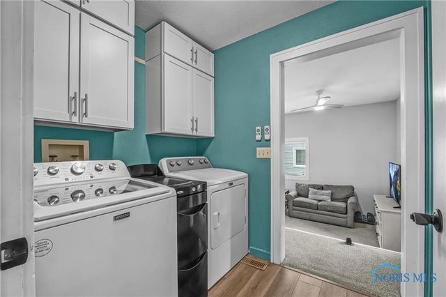 122 W 6th Street, Perrysburg, OH 43551