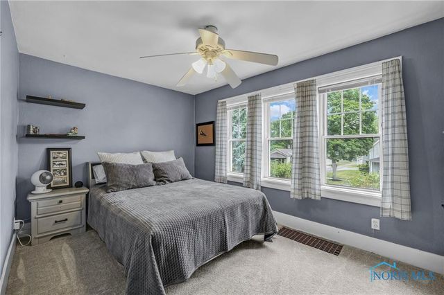 122 W 6th Street, Perrysburg, OH 43551