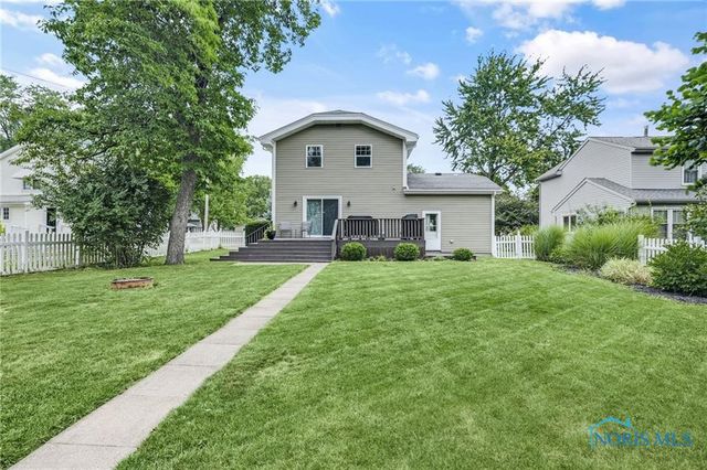 122 W 6th Street, Perrysburg, OH 43551