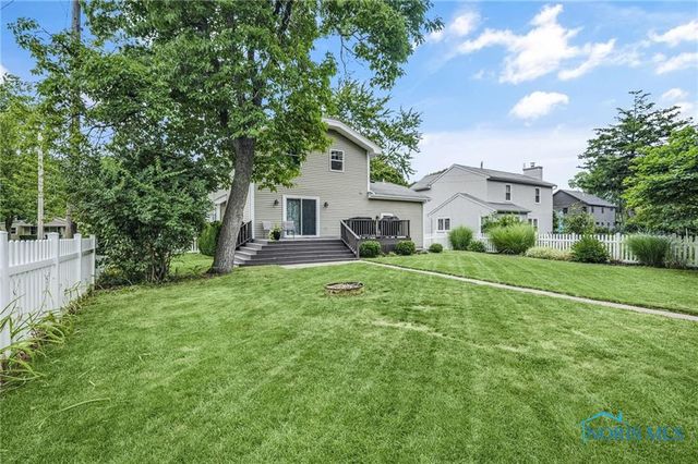 122 W 6th Street, Perrysburg, OH 43551