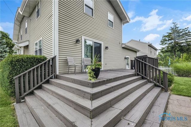 122 W 6th Street, Perrysburg, OH 43551