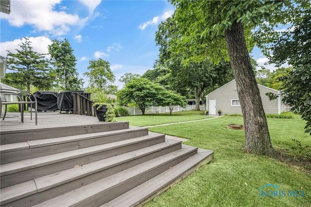 122 W 6th Street, Perrysburg, OH 43551