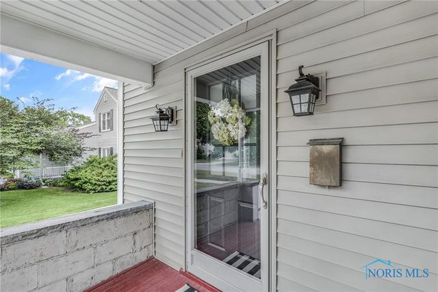 122 W 6th Street, Perrysburg, OH 43551