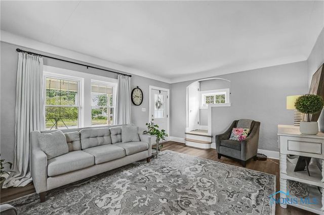 122 W 6th Street, Perrysburg, OH 43551