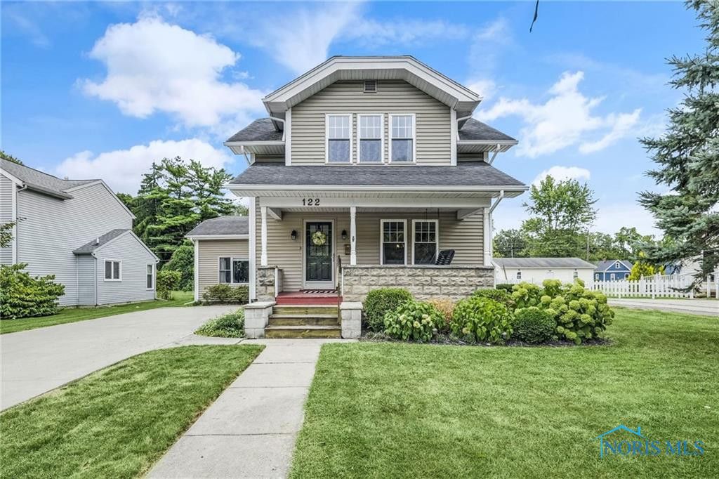 122 W 6th Street, Perrysburg, OH 43551