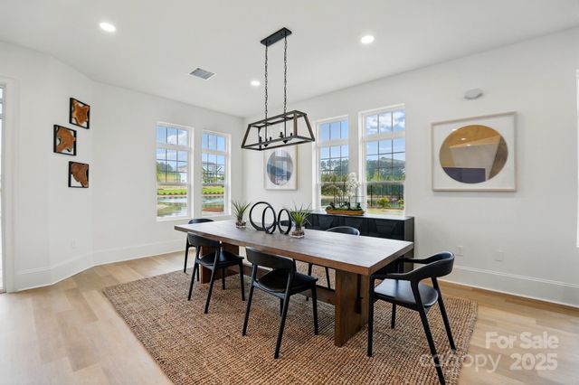 2241 Tabor Road, Sherrills Ford, NC 28673