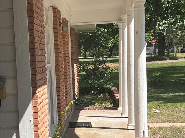 910 Russell Avenue, Lufkin, TX 75904