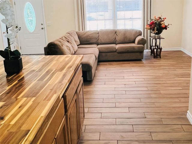 910 Russell Avenue, Lufkin, TX 75904