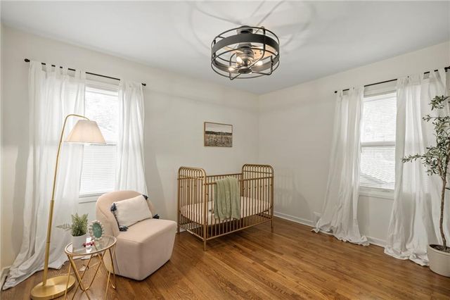 5723 W 70th Street, Overland Park, KS 66204