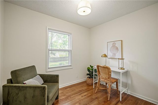 5723 W 70th Street, Overland Park, KS 66204