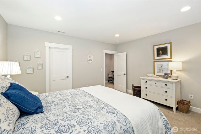 3922 Scott Lane, Gig Harbor, WA 98335