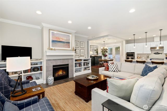 3922 Scott Lane, Gig Harbor, WA 98335