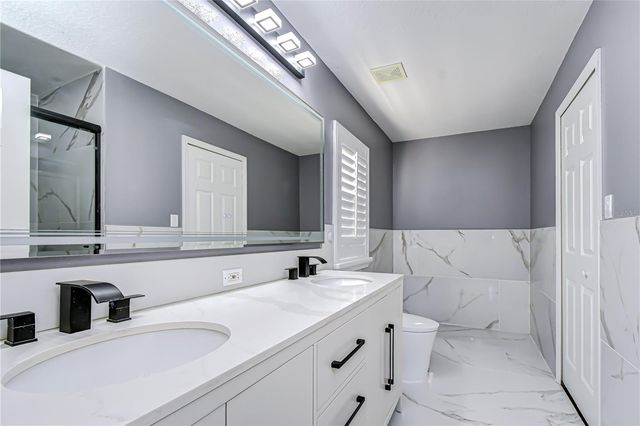 18109 CANAL POINTE STREET, Tampa, FL 33647