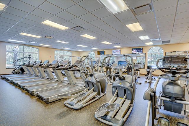 18109 CANAL POINTE STREET, Tampa, FL 33647