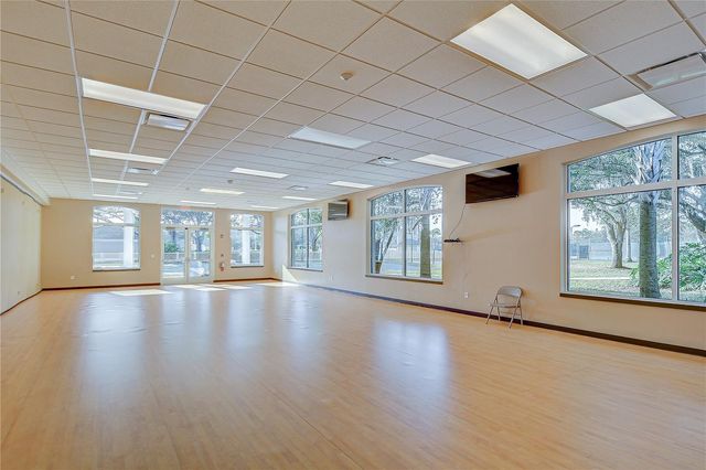 18109 CANAL POINTE STREET, Tampa, FL 33647