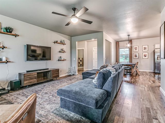 14750 Meadow Ridge Lane, Edmond, OK 73025