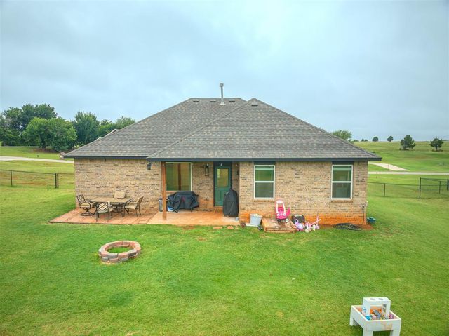 14750 Meadow Ridge Lane, Edmond, OK 73025