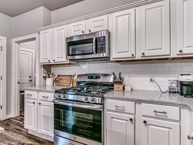 14750 Meadow Ridge Lane, Edmond, OK 73025