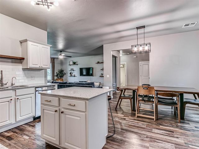 14750 Meadow Ridge Lane, Edmond, OK 73025