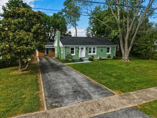 1008 Liberty Way, Bowling Green, KY 42104
