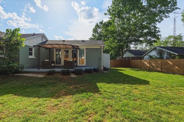 1008 Liberty Way, Bowling Green, KY 42104