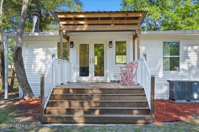 2439 QUARTERHORSE Trail, Middleburg, FL 32068
